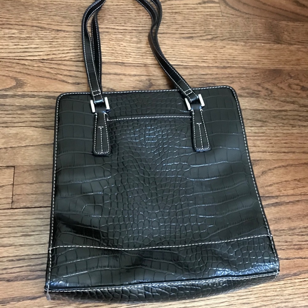 Liz Claiborne shoulder purse